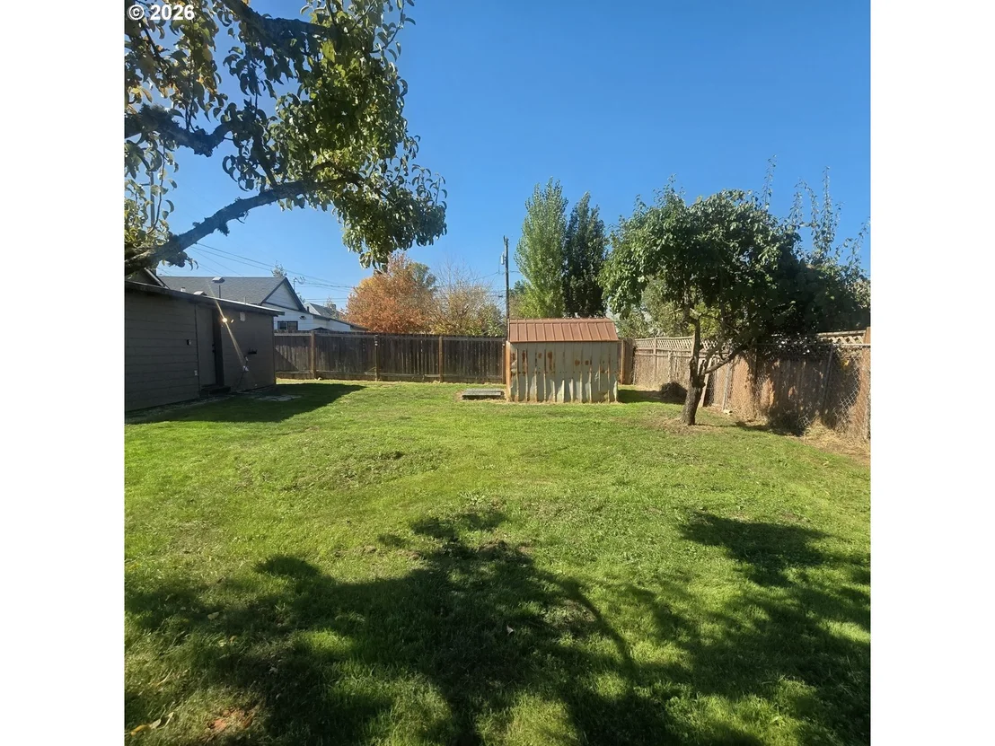 Photo of 1875 W 18TH AVE