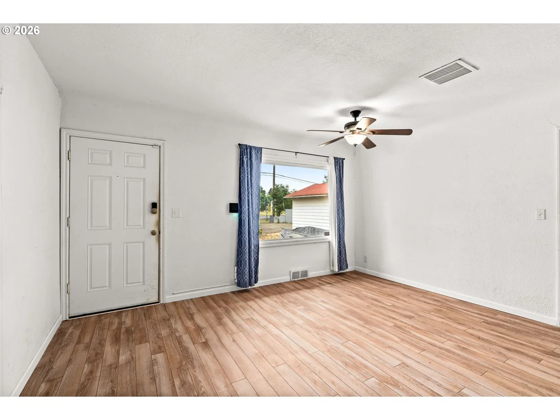 Photo of 3003 RIVER RD