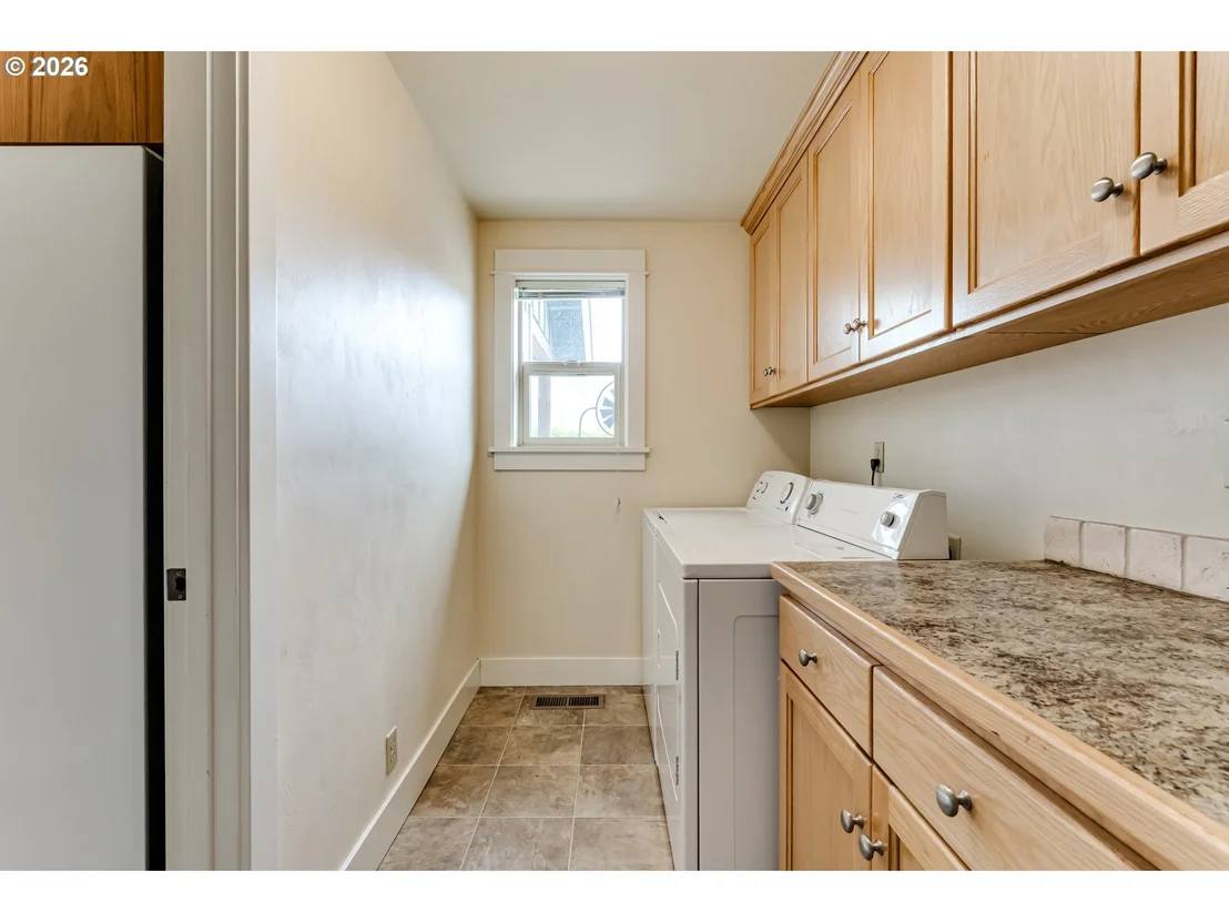 Photo of 1620 SAMUEL DR