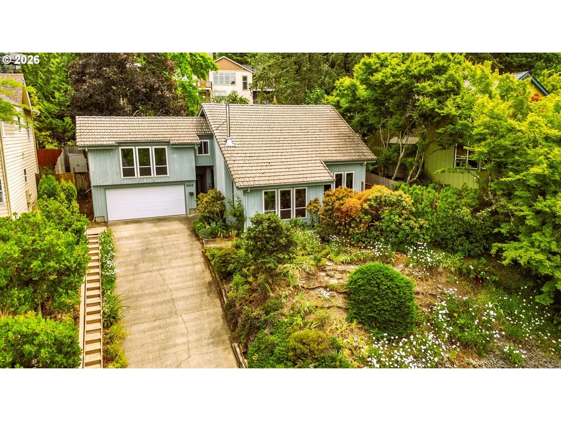 Photo of 2505 PARK FOREST DR