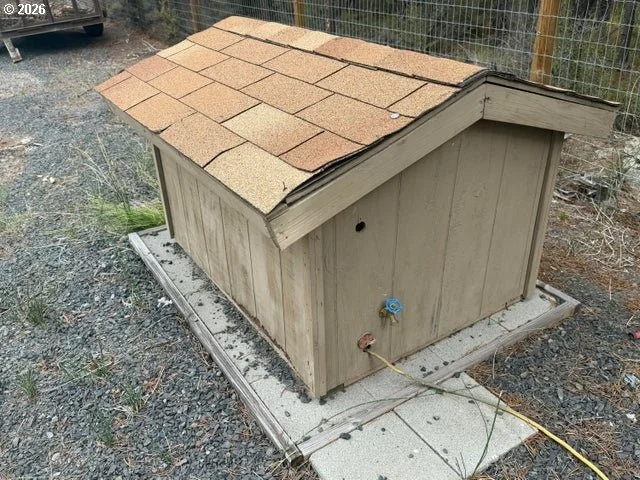 Photo of 17037 DOWNEY RD