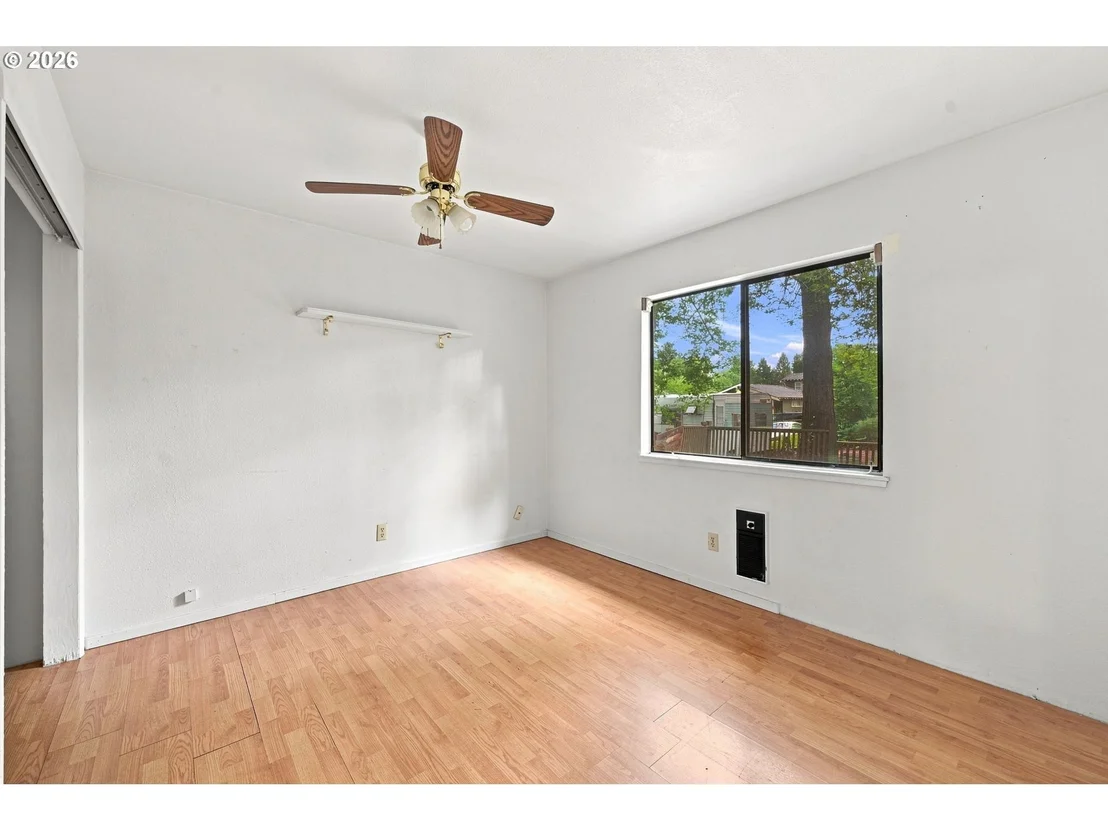 Photo of 828 NW FLORIDA AVE
