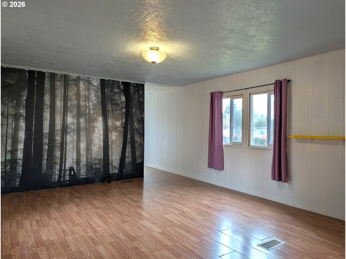 Photo of Unit A at 4531 FRANKLIN BLVD