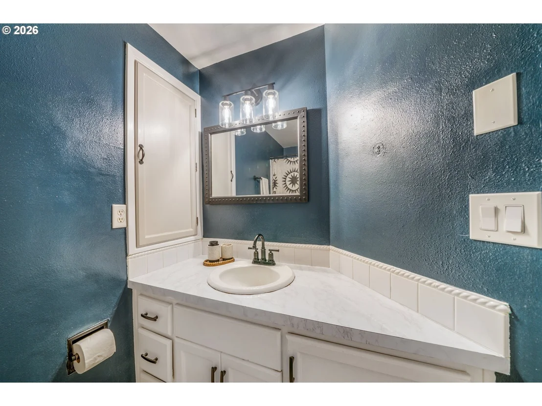 Photo of 276 KNIGHT AVE