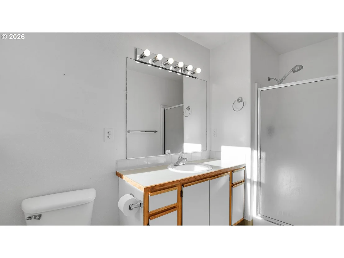 Photo of Unit 258 at 4614 W POWELL BLVD