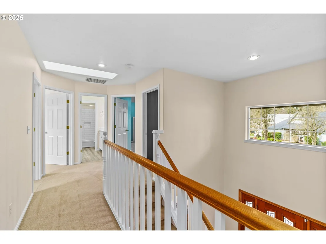 Photo of 54 SILVER OAK DR