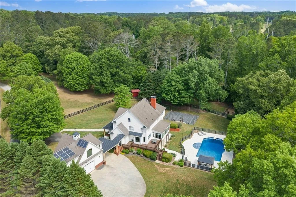Photo of 16035 Westbrook Road