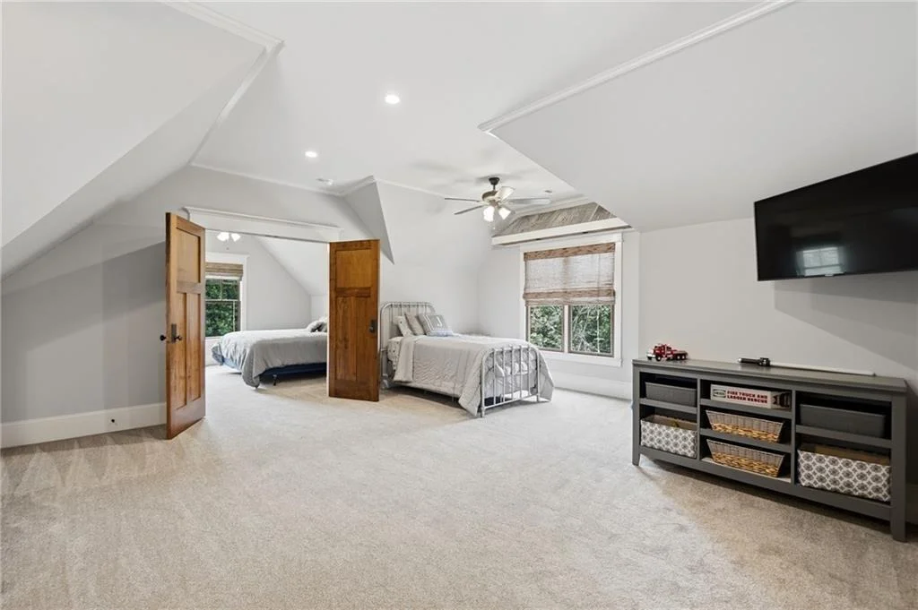 Photo of 457 Arlington Way