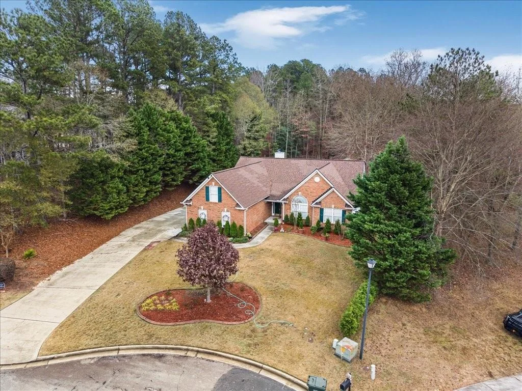 Photo of 402 Arbor Circle SW