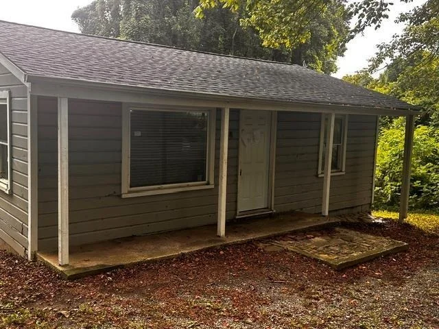 Photo of 2742 Camp Road