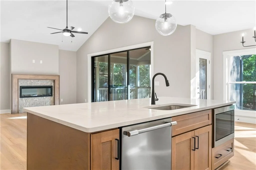 Photo of 595 Wake Robin Drive
