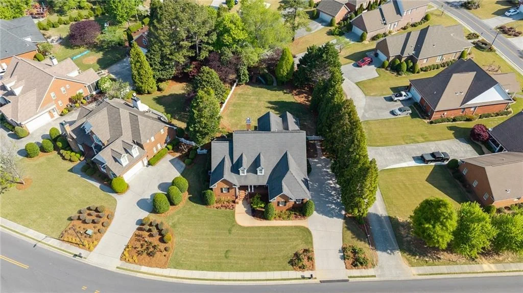 Photo of 203 Laurel Creek Road SE