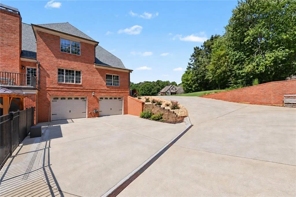 Photo of 116 River Bend Dr
