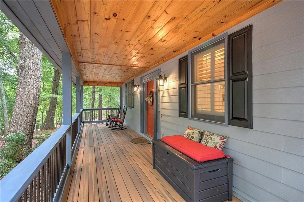 Photo of 225 Grandview Trail