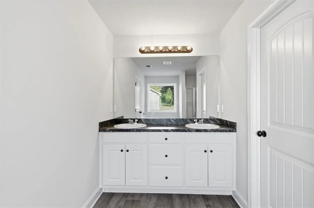 Photo of 2105 Willow Park Drive