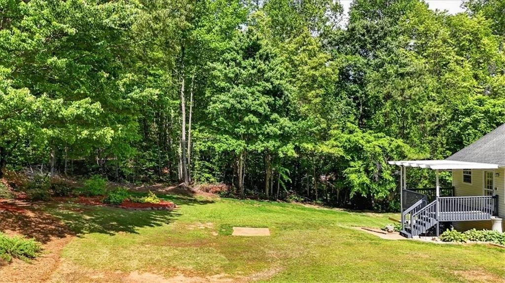 Photo of 402 Deer Run