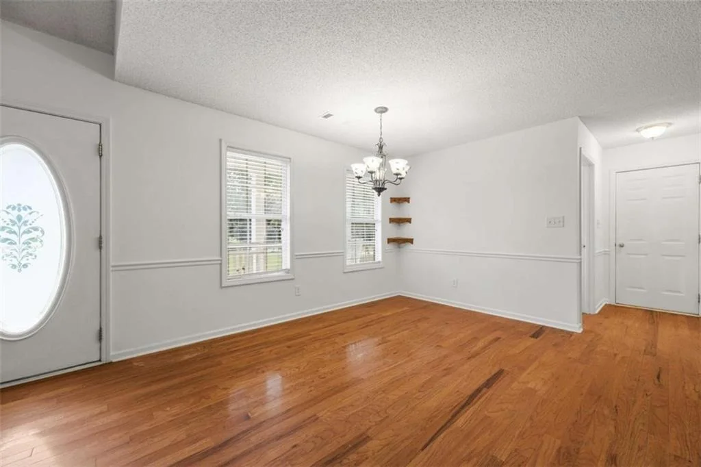 Photo of 1231 Snapping Shoals Road
