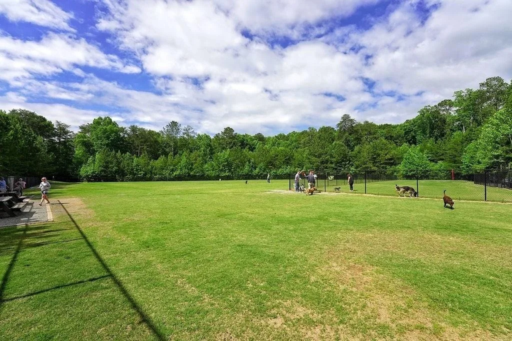 Photo of 595 Wake Robin Drive