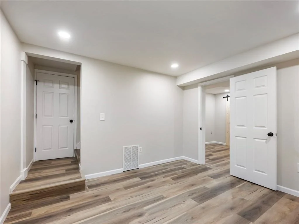 Photo of 3930 Pine Tree Lane