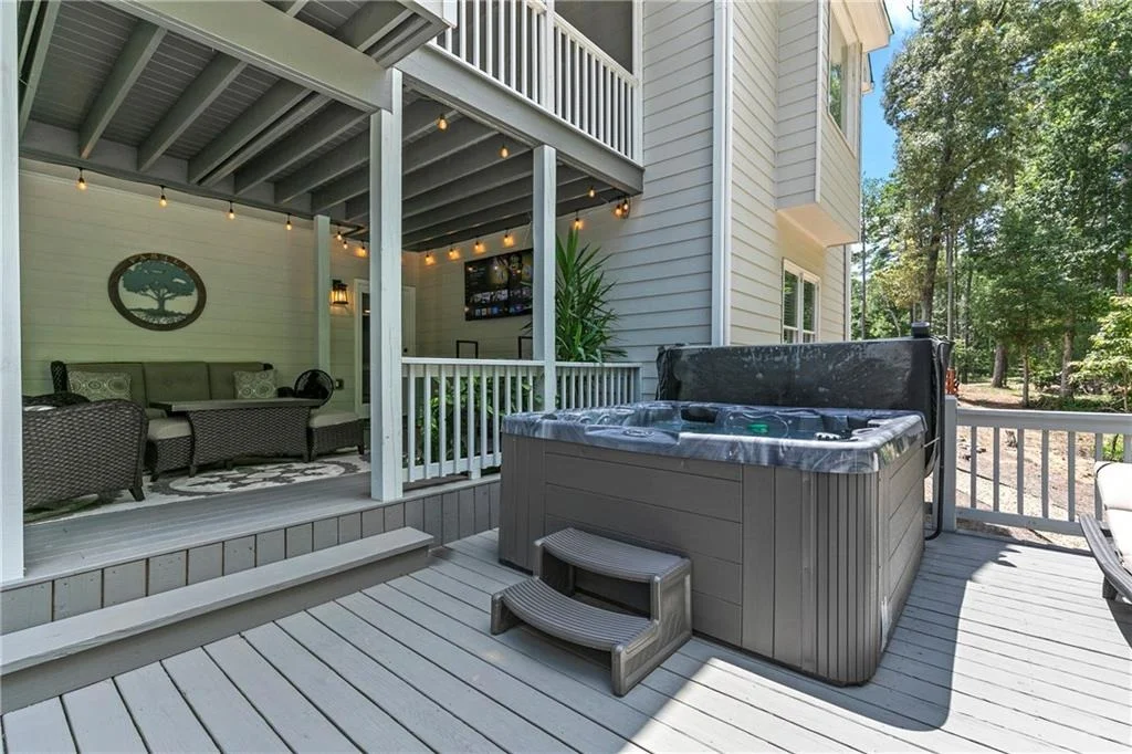 Photo of 151 Wilshire Drive