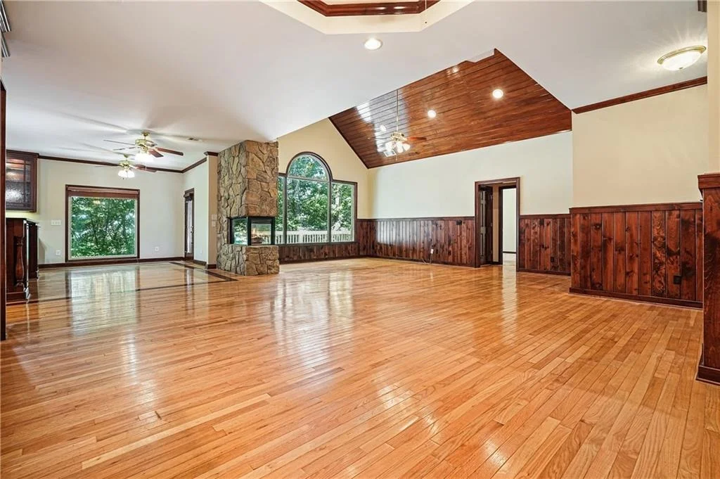 Photo of 309 Summit Drive