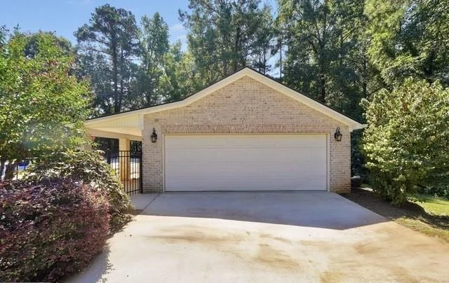 Photo of 1202 Persimmon Way