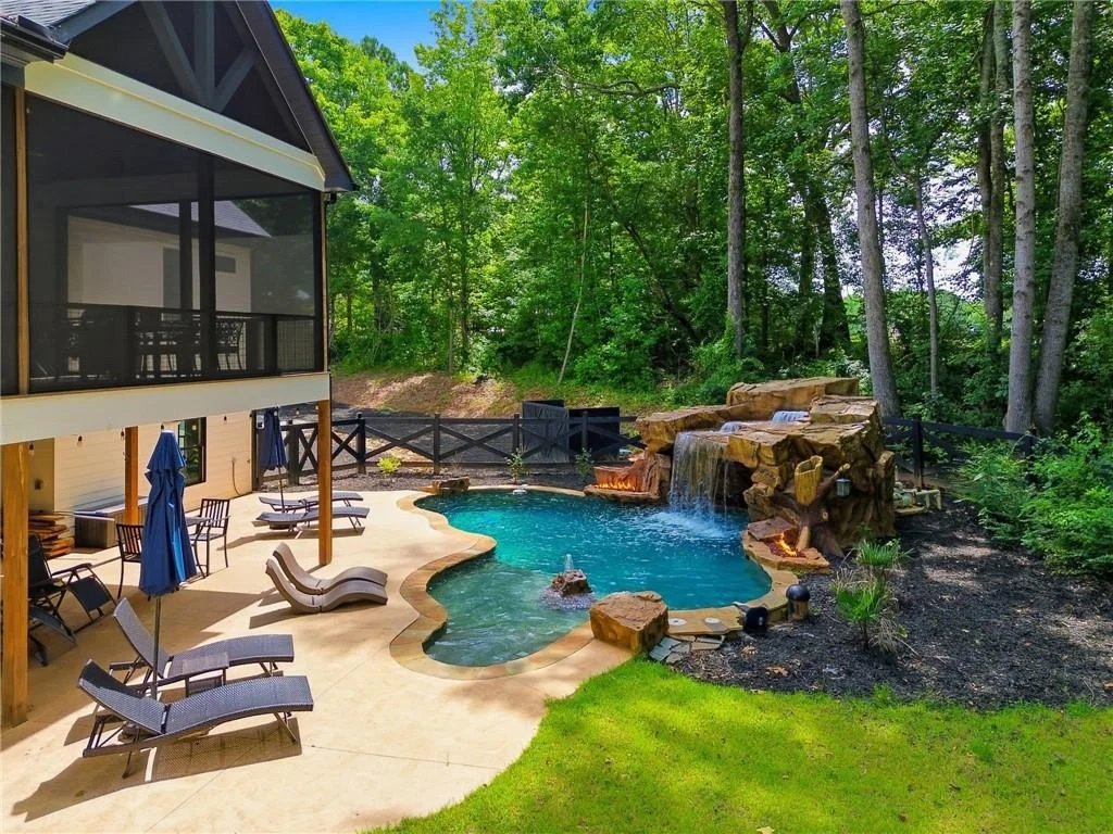 Photo of 650 Avery Road