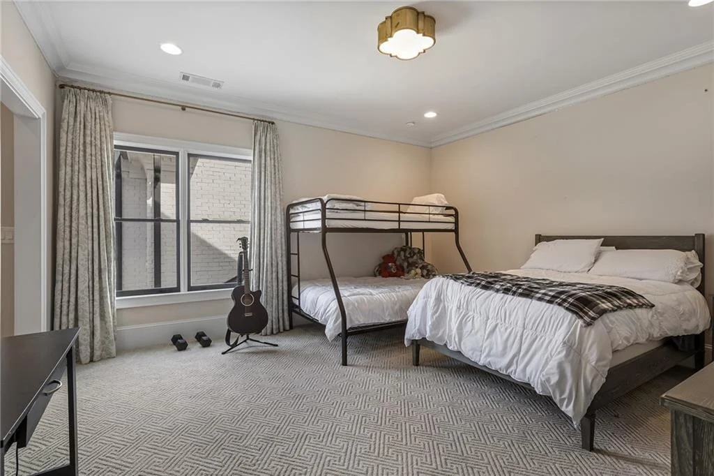 Photo of 5030 Forest Circle