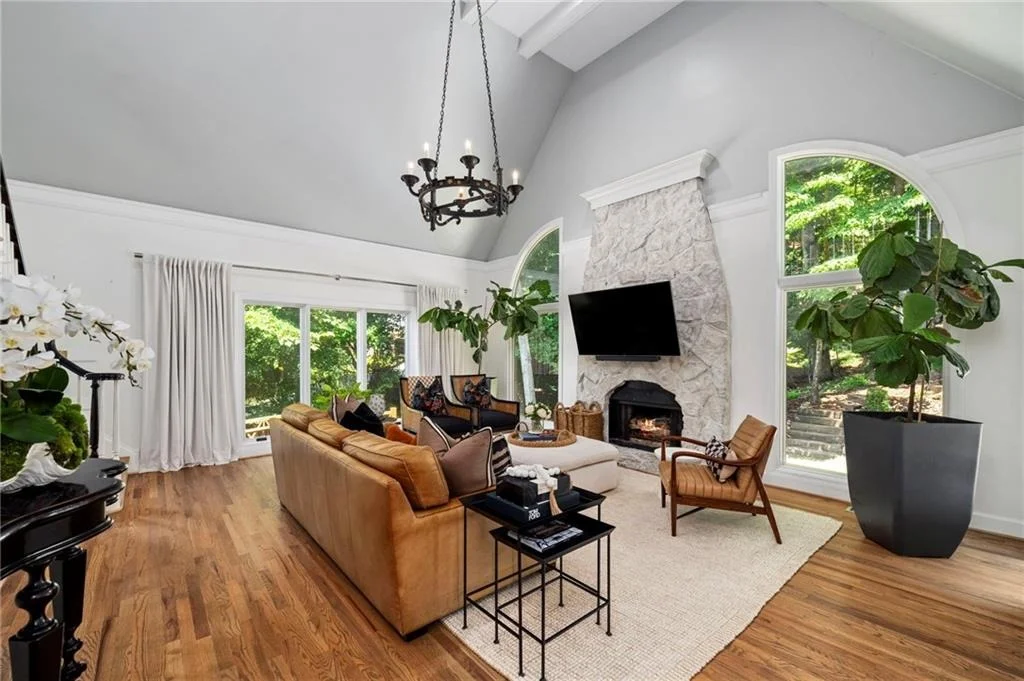 Photo of 2150 River Cliff Drive