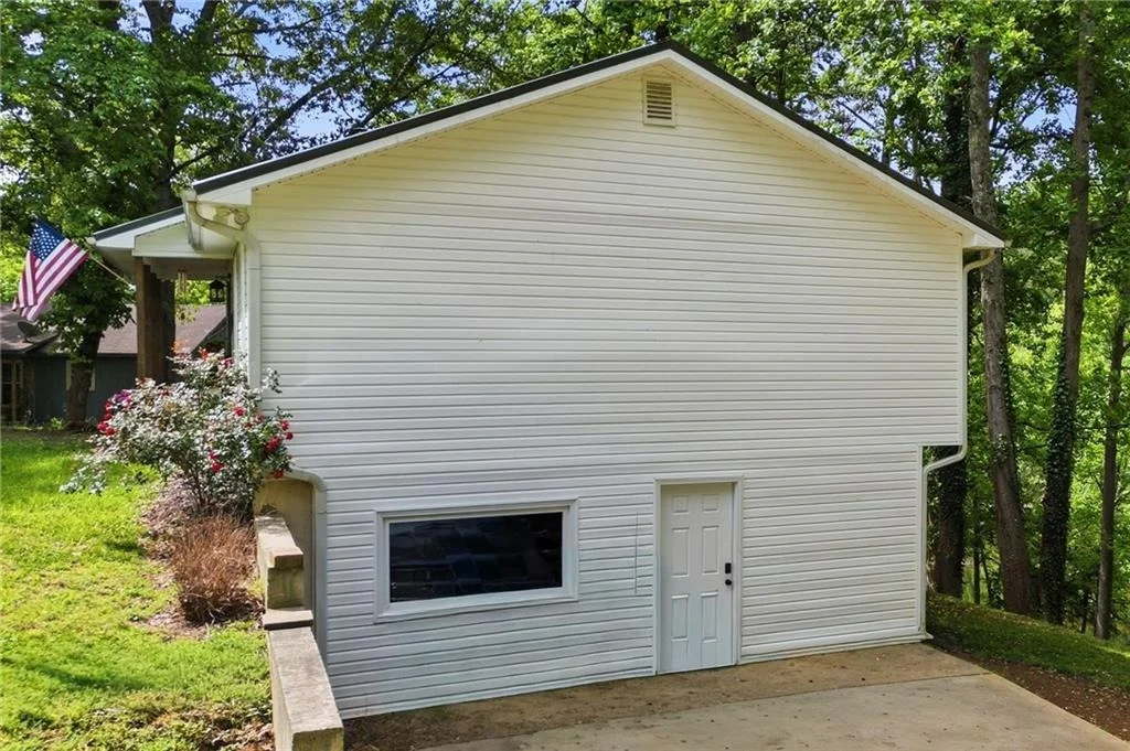 Photo of 612 Beaver Ridge Road