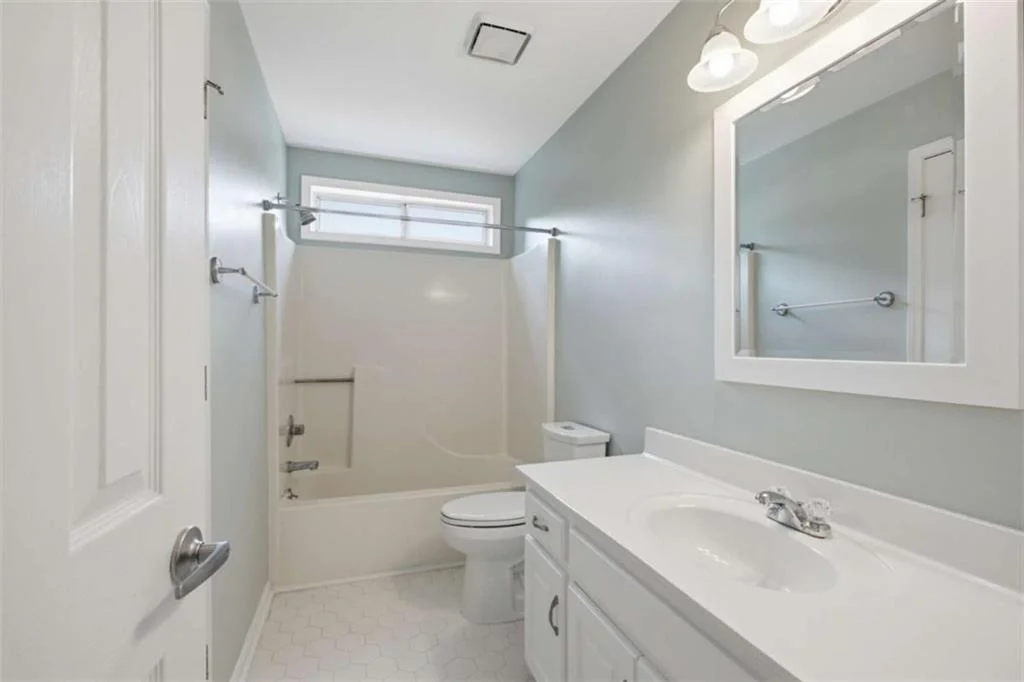 Photo of 2084 York River Way