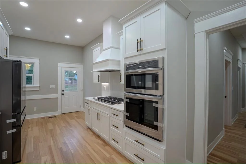 Photo of 210 5th Avenue