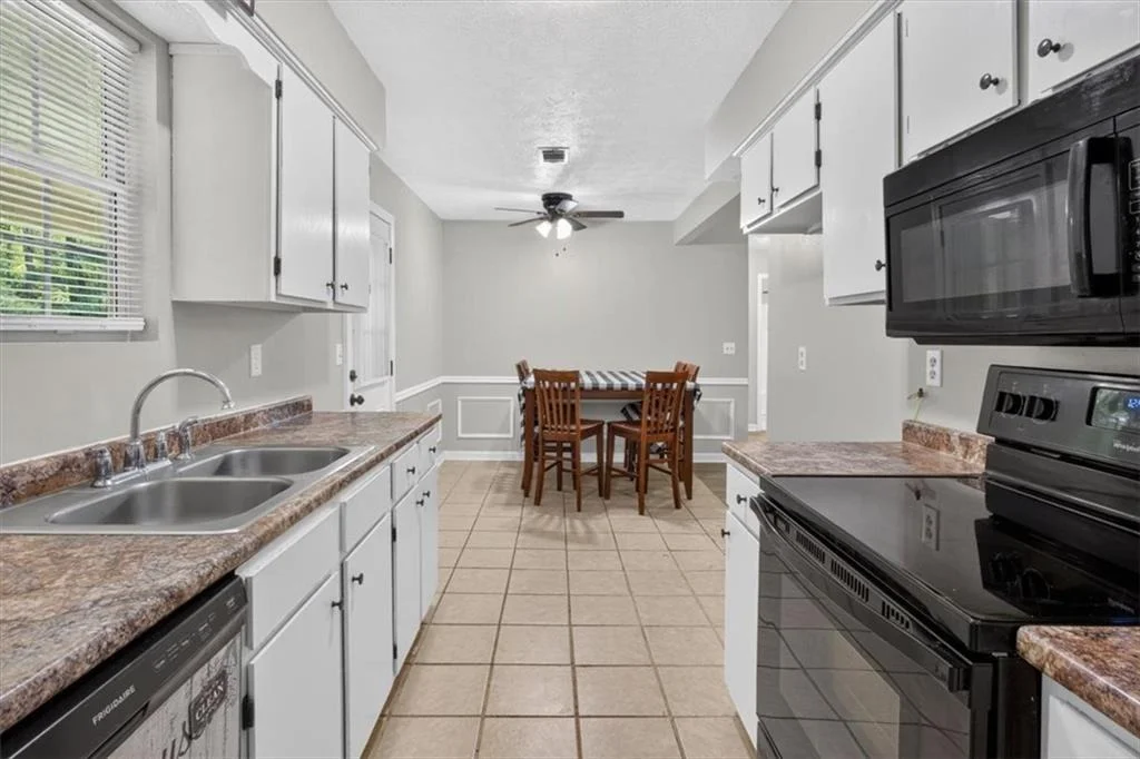 Photo of 129 Whispering Pine Lane NE