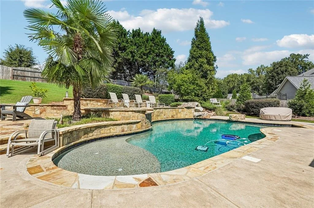 Photo of 337 Meadowcrest Circle