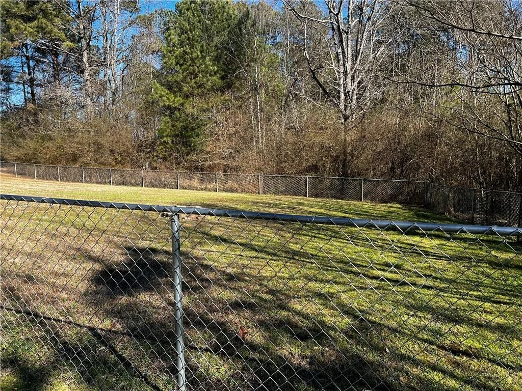 Photo of 1654 Artesian Well Road NW