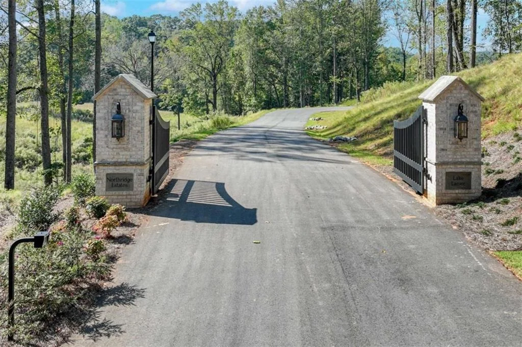 Photo of 4644 Shirley Road