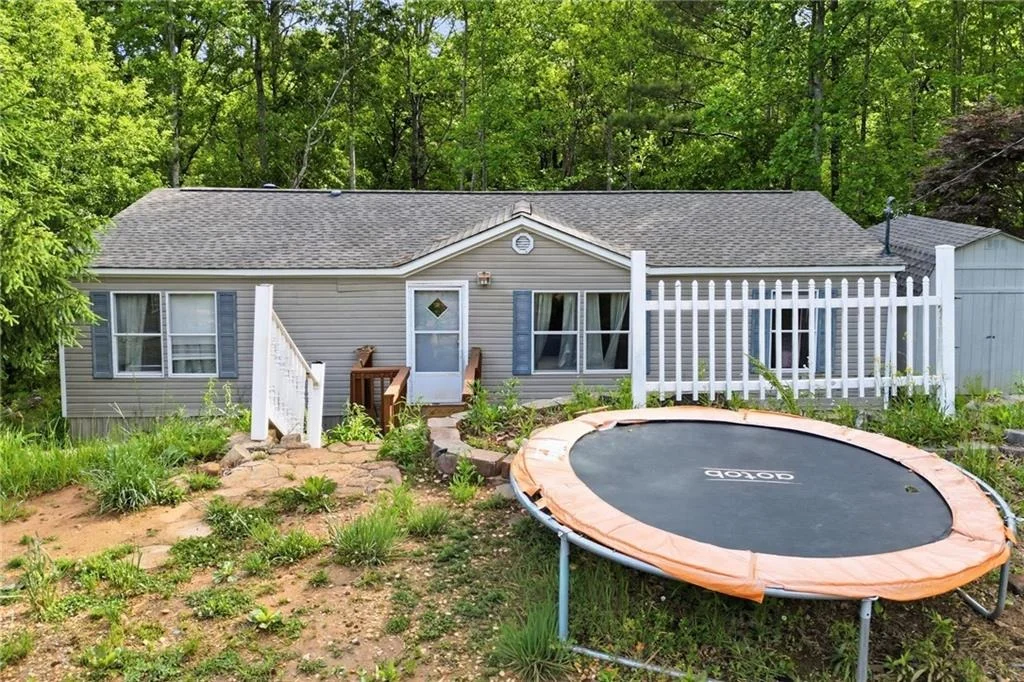 Photo of 226 Chivalry Lane