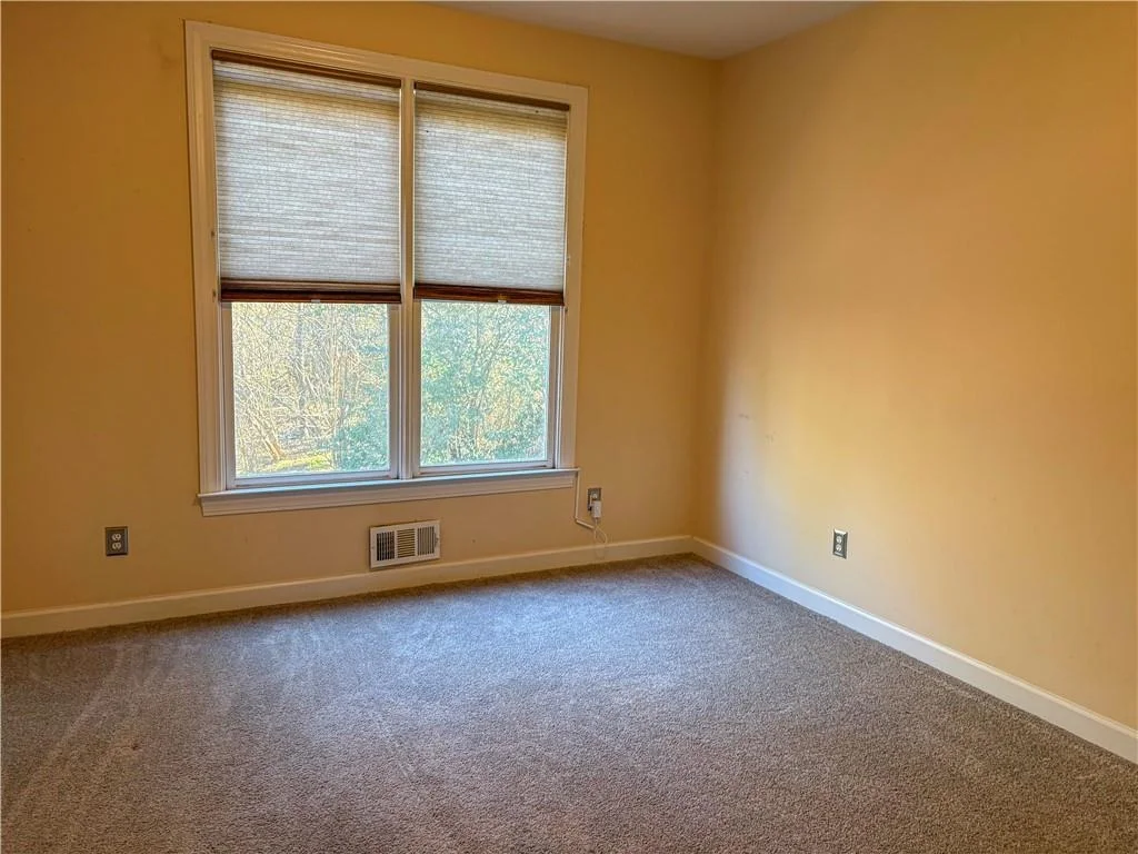 Photo of 109 Hampshire Trace
