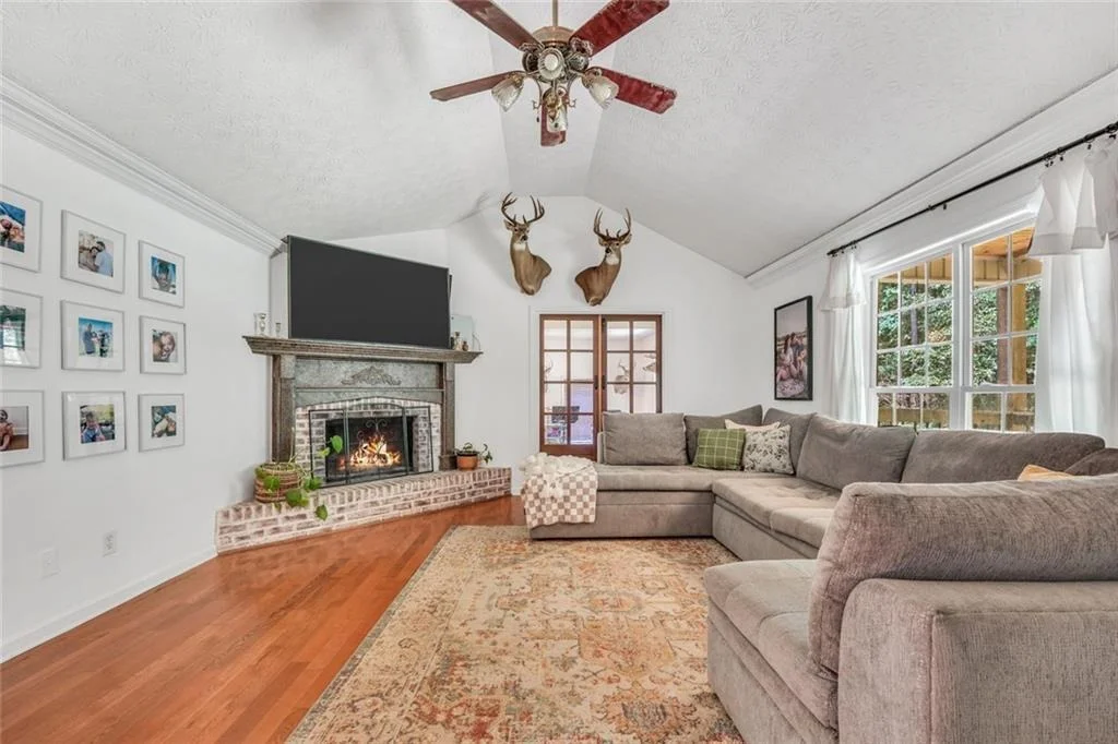 Photo of 2182 Leguin Mill Road