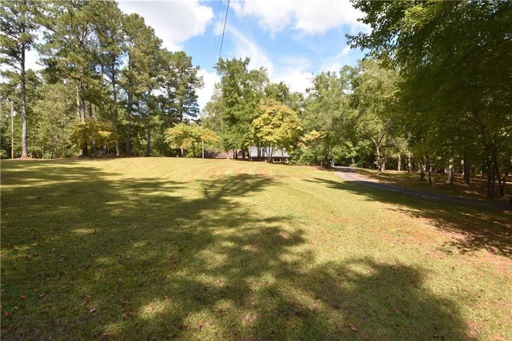 Photo of 15430 Thompson Road