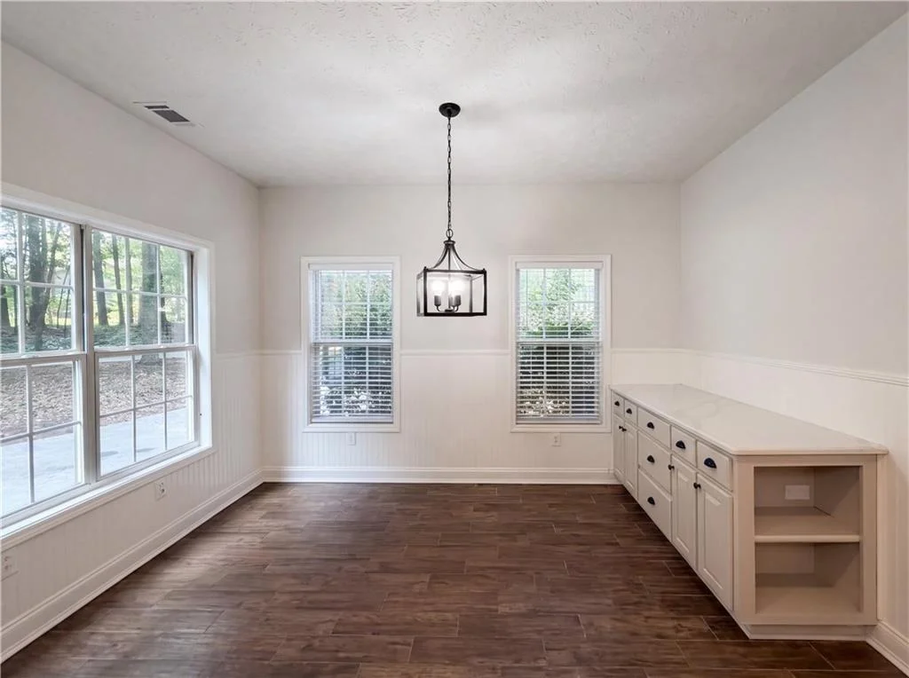 Photo of 346 Carnation Drive