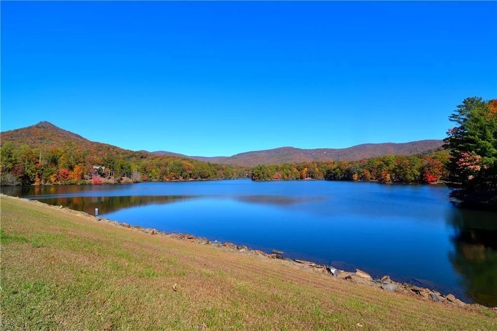 Photo of 300 Sassafras Mountain Trail