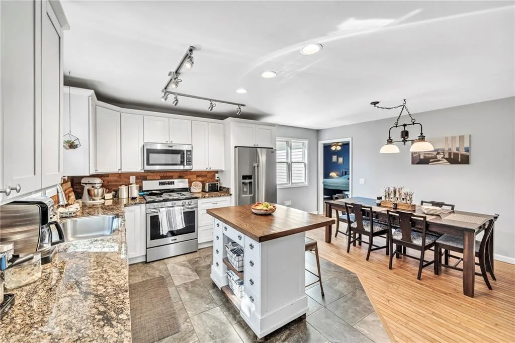 Photo of 1250 Sutton Road