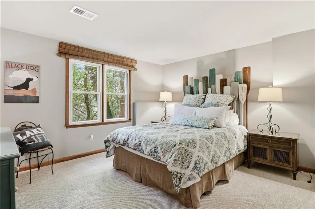 Photo of 126 Robins Nest