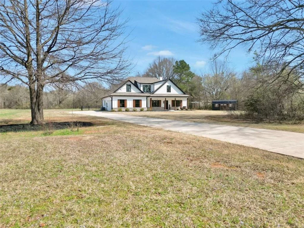 Photo of 351 Savannah Drive