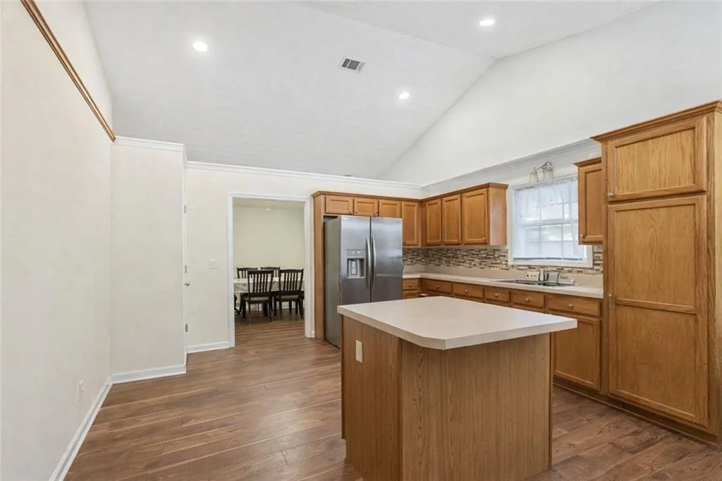 Photo of 402 Arbor Circle SW