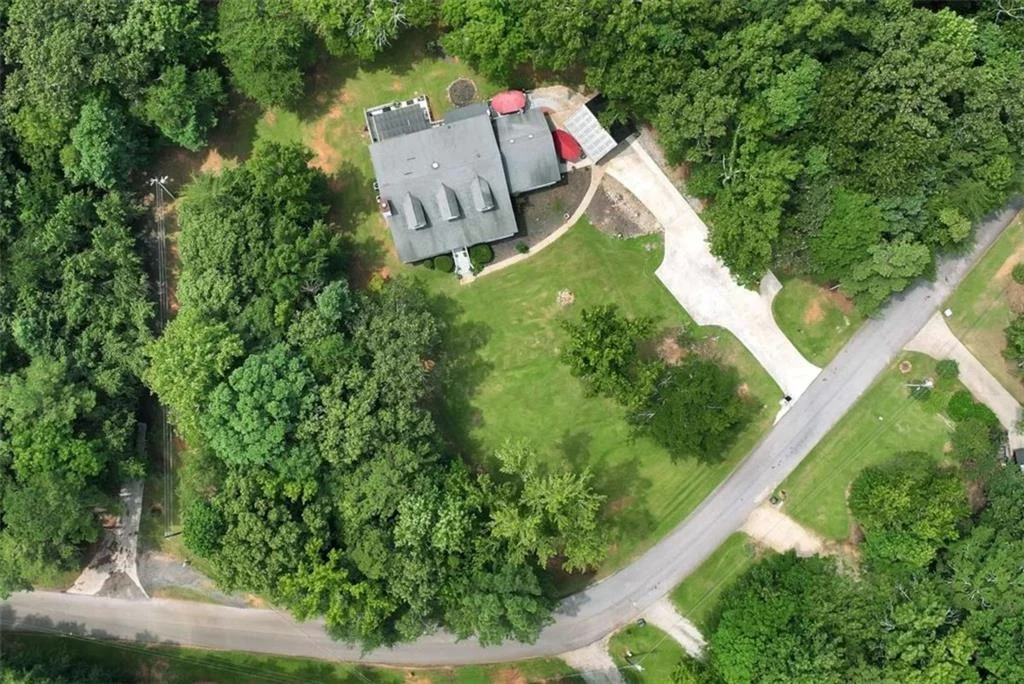 Photo of 425 Greenleaf Drive