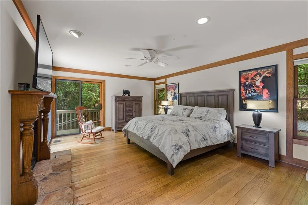 Photo of 4593 Wilderness Parkway
