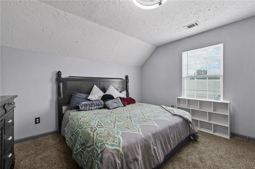 Photo of 40 Benjamin Point