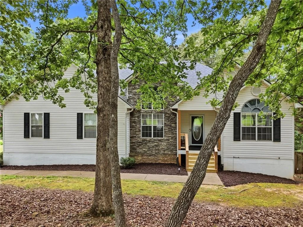 Photo of 460 Kerry Drive